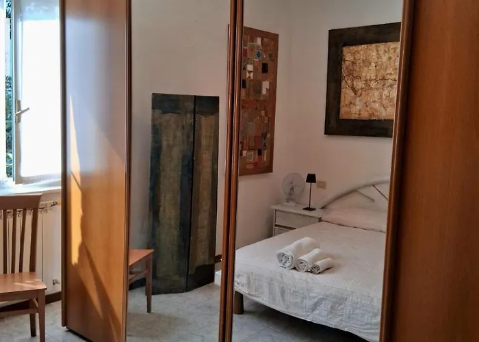 Art House Guest house *